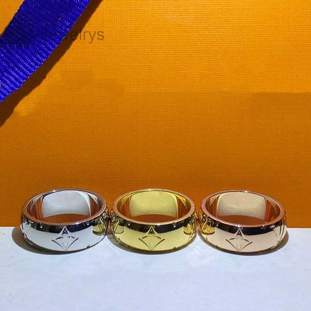 Bijoux de créateurs anneaux de créateurs pour les femmes de mode de mode Mens Mens Classic Clover Rings Bijoux de haute qualité Cadeaux de vacanc