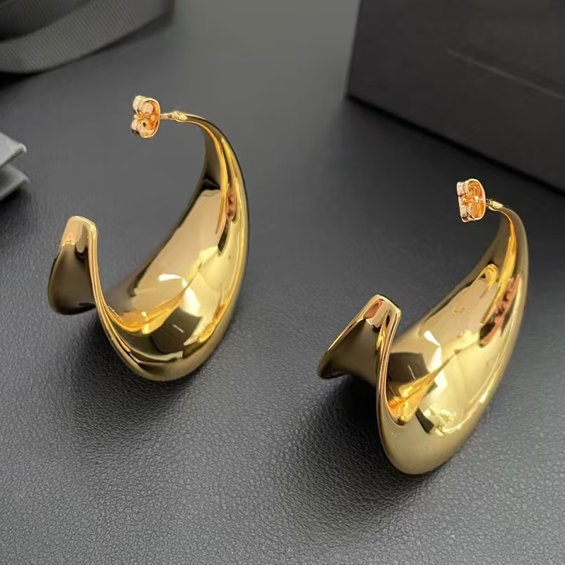 Créateur de mode femmes boucles d'oreilles plaqué or jaune boucles d'oreilles en forme de C créoles bijoux de luxe cadeau pour filles femmes pour