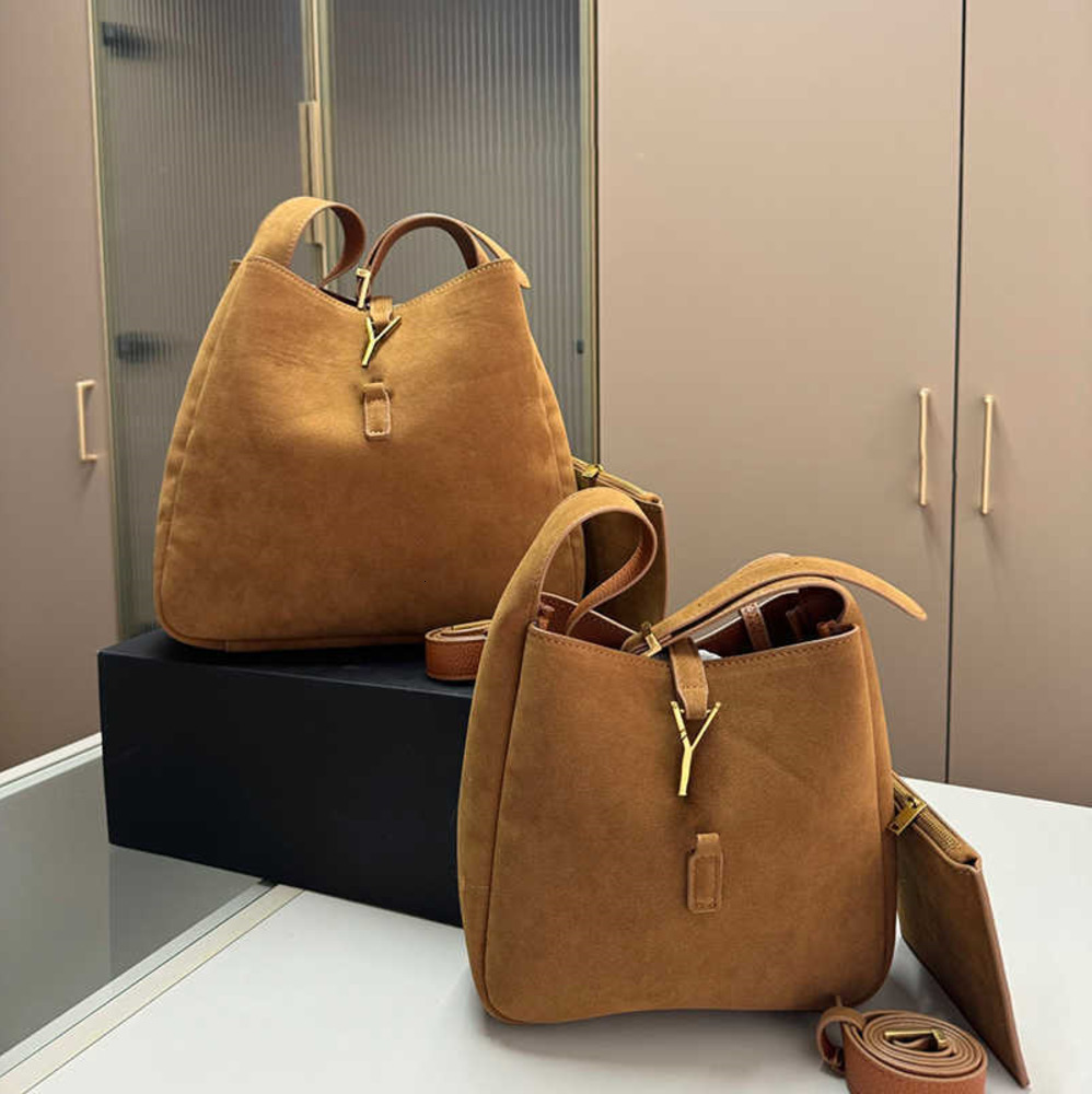 Vintage Suede Bag Designer Bucket 2 Size Women Underarm Shoulder Bags Fashion Lightweight Shopping Handbags With Purse Brown Burgundy 2024