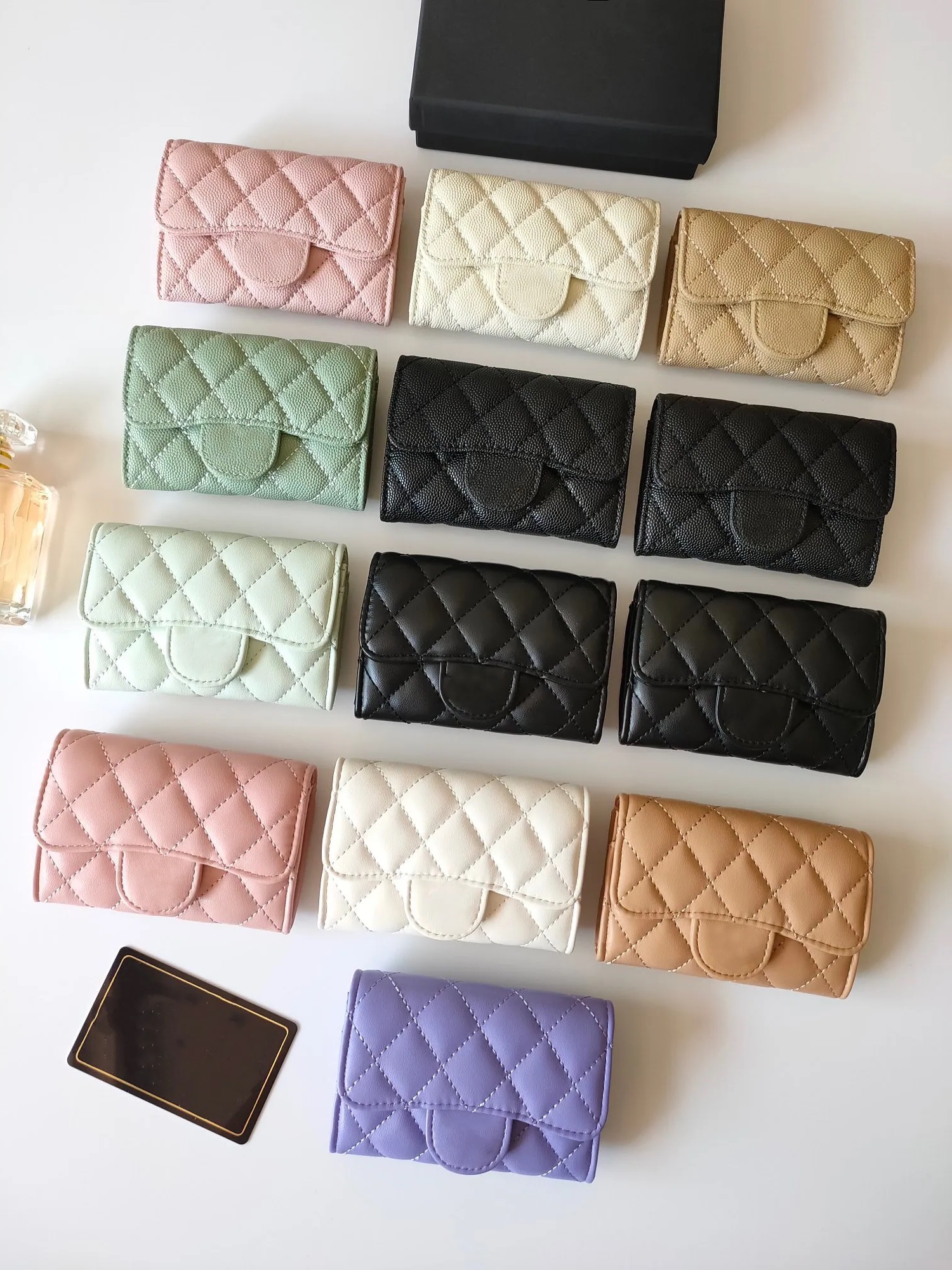 Luxury brand fashion designer women card holder wallet fold flap classic pattern caviar lambskin wholesale women small mini pure color Pebble lea-image-986977817