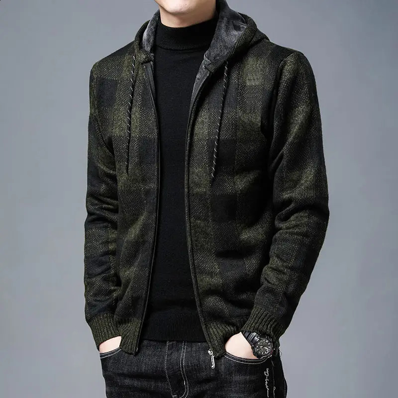 autumn and winter mens plush loose hooded long sleeved casual zipper plain comfortable knitted jacket 240924