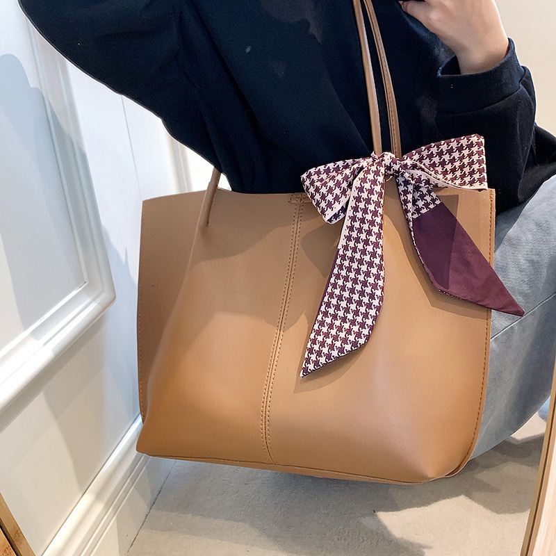 new model trend leisure Large capacity wrap tote for women Korean version handbag simple commuting college student shoulder bag lady