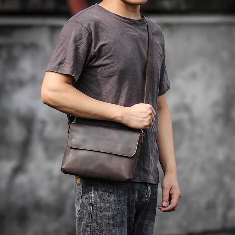 Crossbody Bags For Men Simple Vintage And Popular First Layer Cowhide Hardware Magnetic Buckle Mens Wrapped Flap Shoulder Bag Z240924