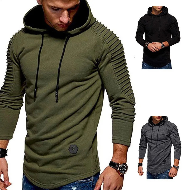 Des chandails pour hommes en Europe et aux États-Unis pour l'automne et l'hiver avec de grandes manches plissées solides et des vestes à capuche