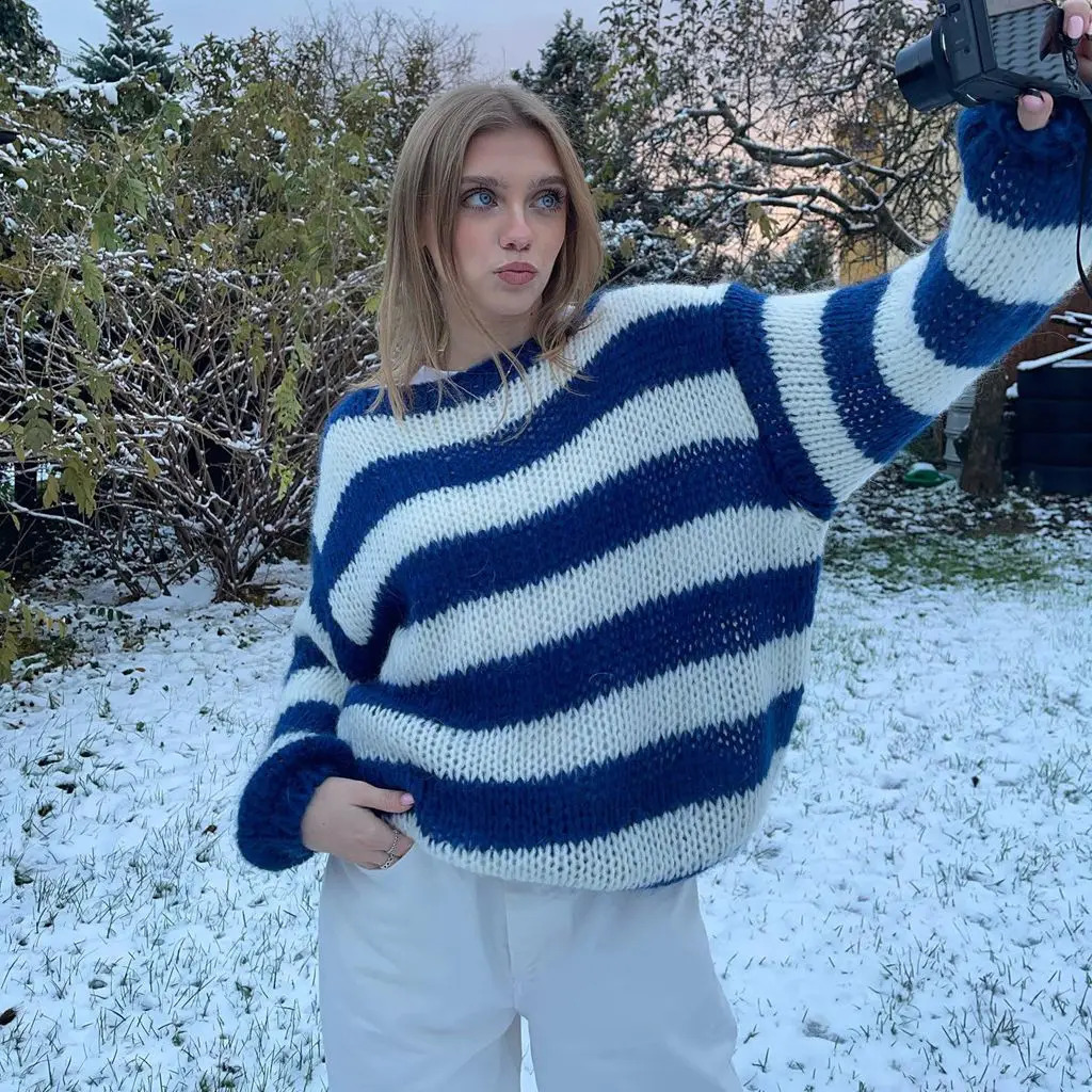Combhasaki femmes y2k pulls imprimés vintage à rayures vintage en vrac de lanterne lâche plie à manches longues pour l'automne hiver 240918