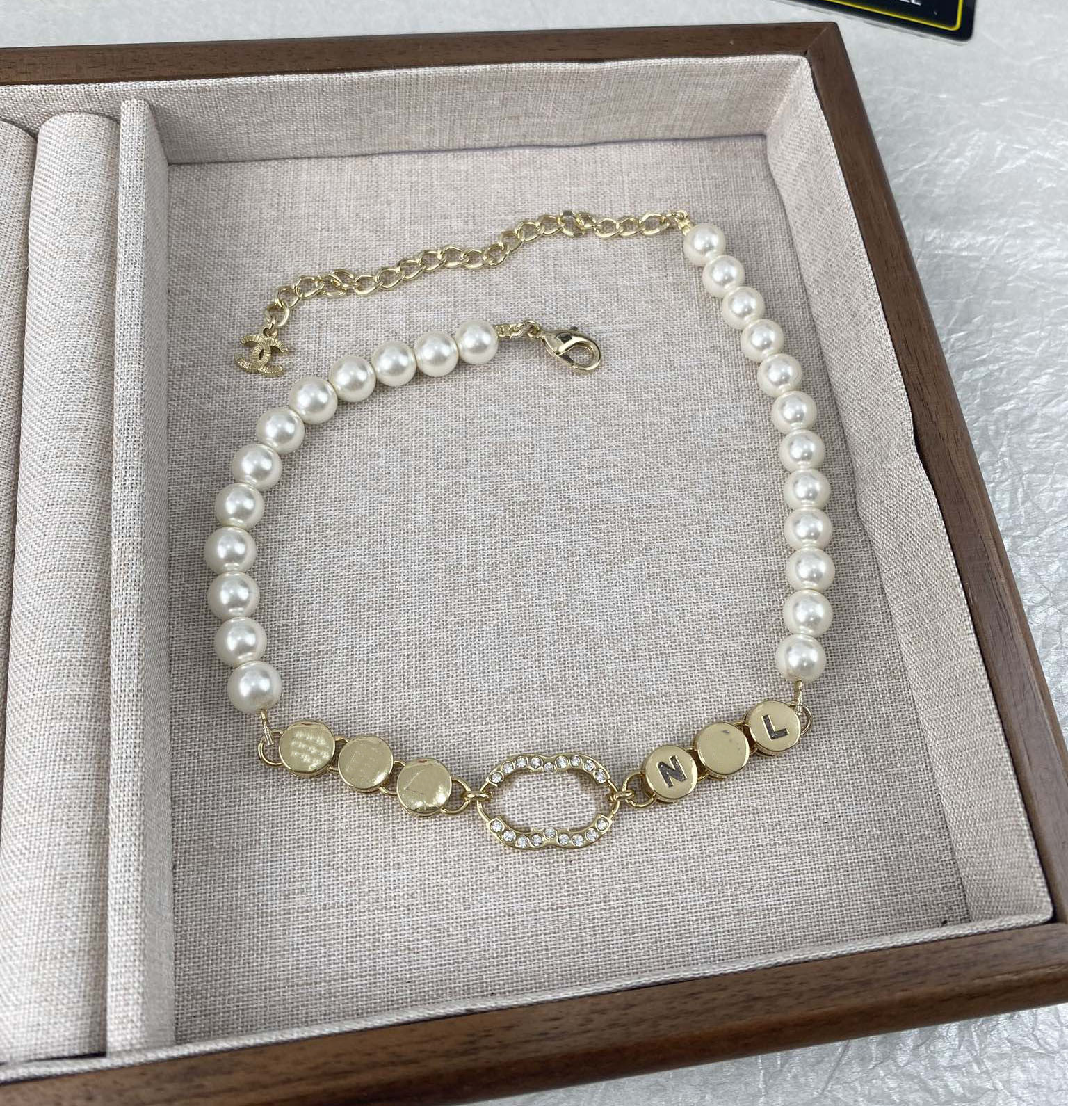 Collier pendentif C de styliste pour femmes, colliers élégants, bijoux de mariage de haute qualité, lettres en pierre, cadeau de fête Ccity ghjgh