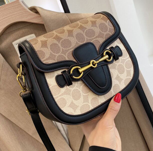 Evening Bags 2024 Women's Bag Trend Luxury Designer Handbag Retro Fashion High Quality Black Brown Red Crossbody Shoulder size 21-17-7.5cm