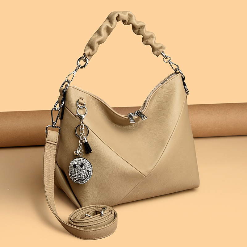 new model minimalist PU women s fashionable large capacity trend leisure single shoulder sloping wrap soft leather handbag bag designer