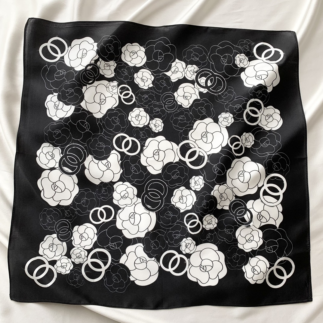 Boutique Womens Birthday Gift Silk Scarf Mother Couple Boutique Thin Scarf Daily Fashion Wear Home Outgoing Charm Headband Shawl Designer Scarf S-image-968861921