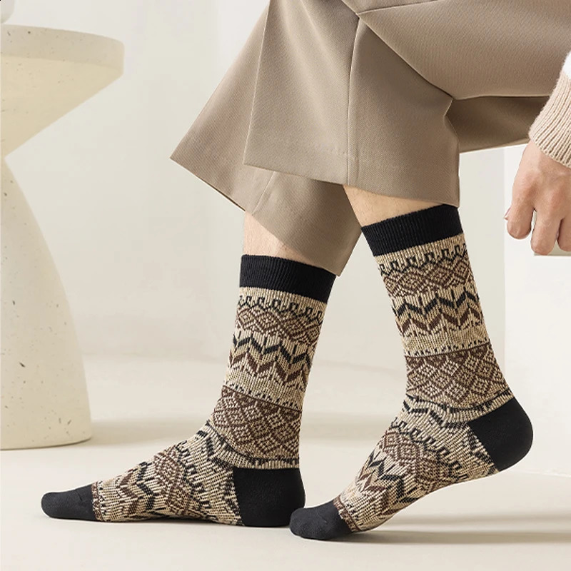 3 packs of womens cotton socks for autumn and winter warmth thick knitted comfortable cabins crew soft childrens style colorful fashion gifts 240926