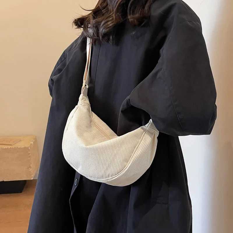 Hobo Corduroy Dumpling Style Bags for Women New Lightweight Casual Solid Color Zipper Shoulder Crossbody Bag Trend All match Z240926