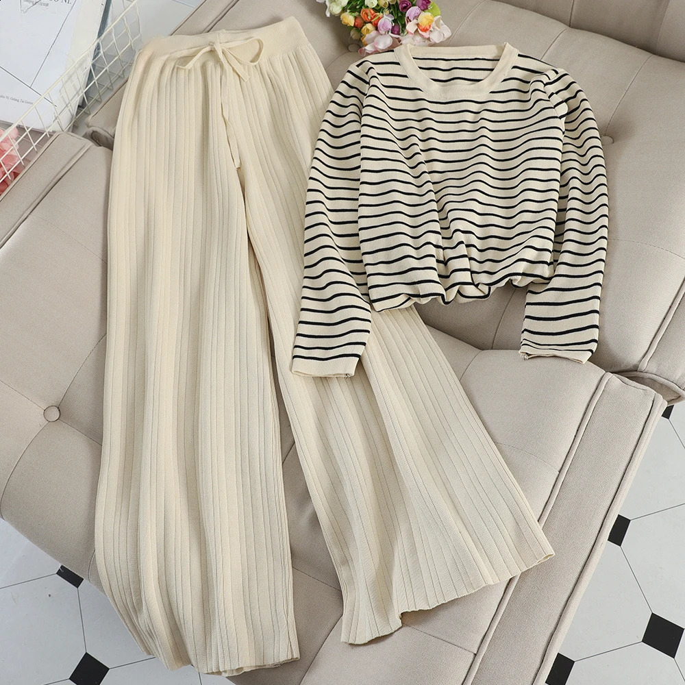 Two piece womens long sleeved T-shirthigh waist wide leg pants Korean autumn clothing set 2-piece set 240927