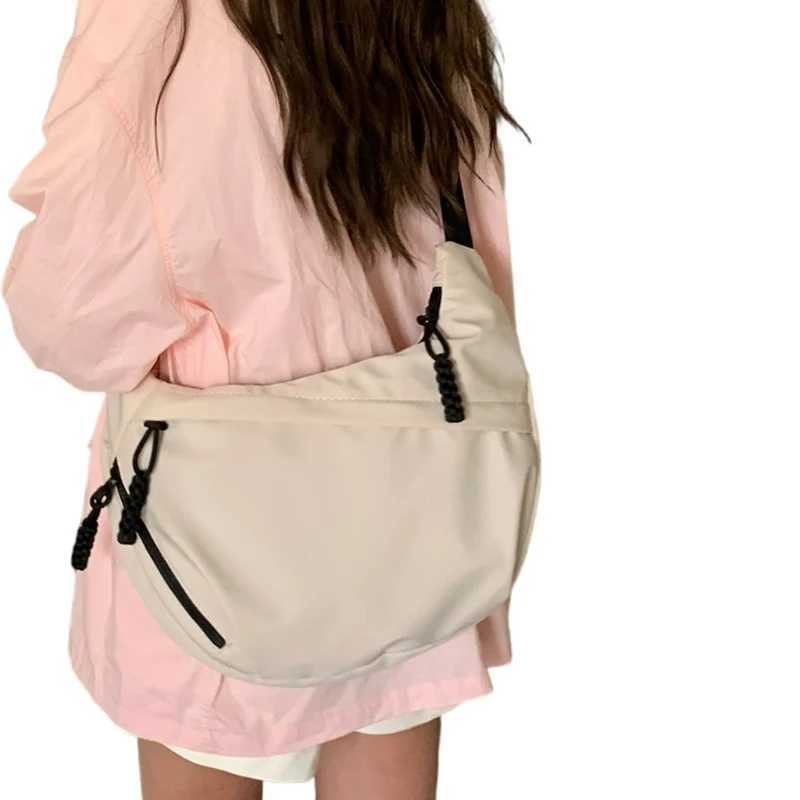 Womens Nylon Crossbody Korean Shoulder Large Capacity Student School Fashion Armpit Bag Z240926