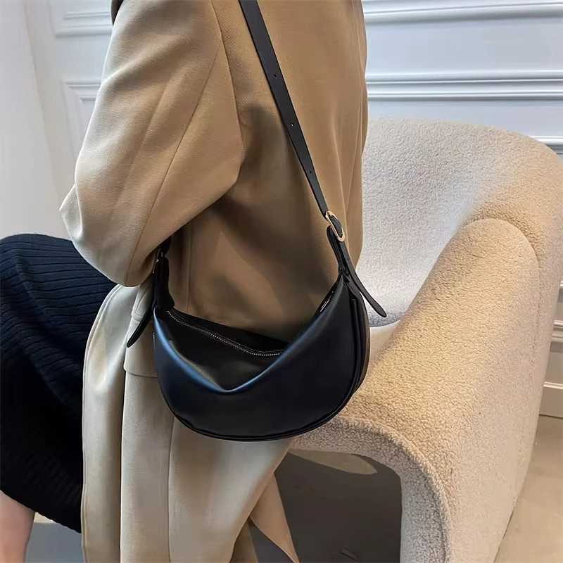 New Fashion Womens Hobos Sac Soft Leather Shoulder Messenger Bags for Women Wide Feamel Half Moon Purse and Handbags Brand Z240926