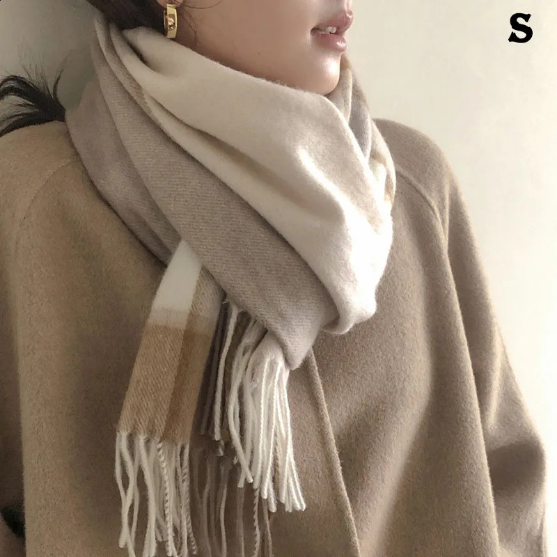 High Quality 100% Pure Wool Scarf Women Classic Chic Autumn Winter Colorful Plaid Tassel Warm Muffler Female Thermal Shawl Lady 260917