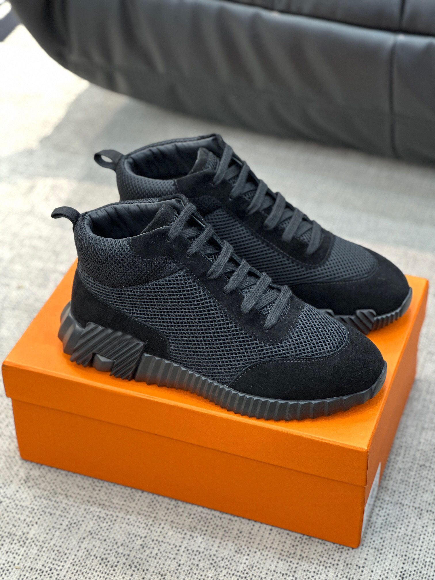 Fall Men's Boots Brand Designers Ankle Boot Bouncing sneaker for Men Leather Flats Shoes Mid cut Breathable Mesh Skateboard Walking Outdoor Lig