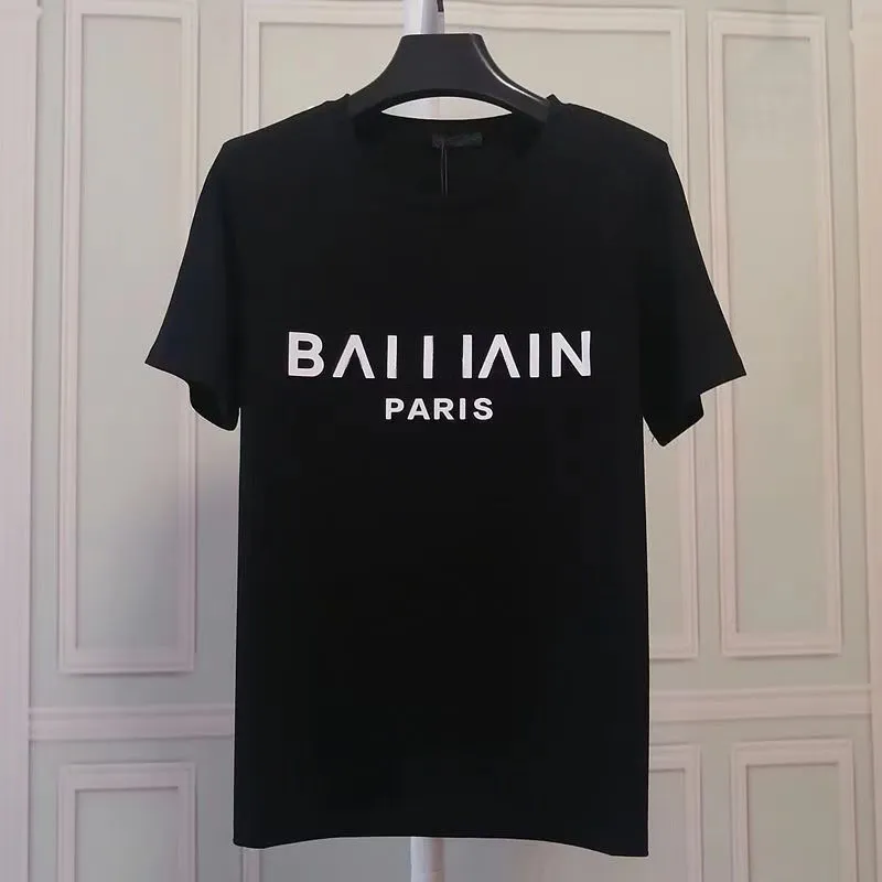 T-shirt de créateur masculin à la mode avec un groupe de créateurs pour hommes t-shirts mode noir blanc manche de luxe de luxe motif t-shirt t-sh