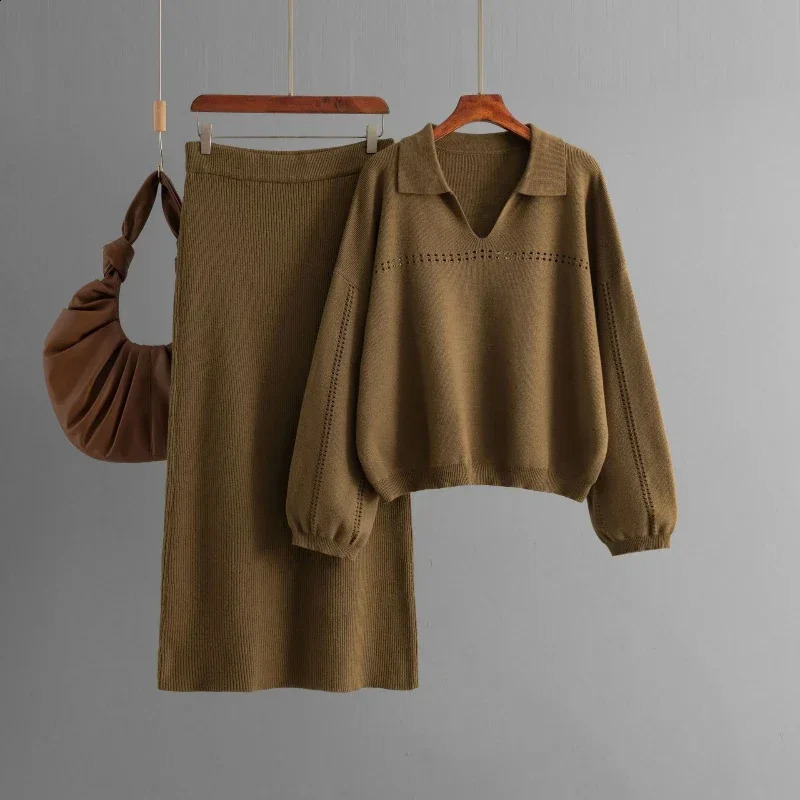 Veste en cuir longue femme automne et hiver en tricot robe de femmes Polo cou creux pull en vrac seigne 2 pièces robe femme 240929