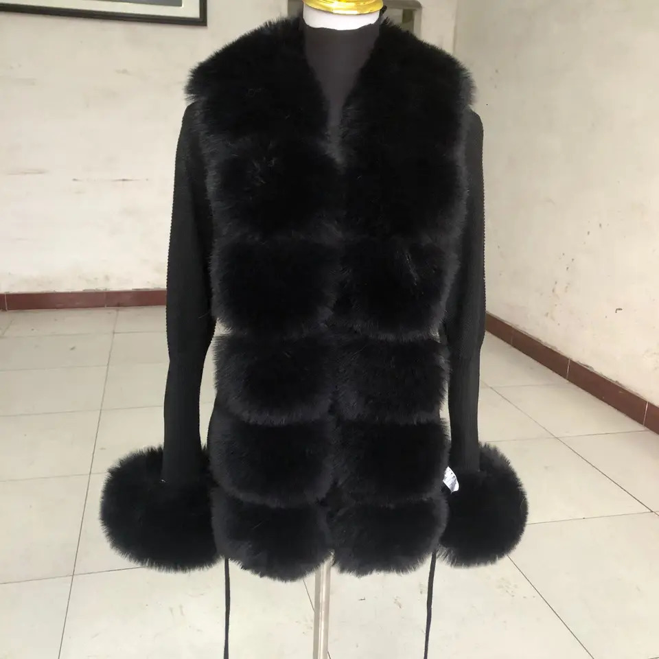Womens Cropped Sweater Cardigan Spring Autumn Faux Fur Knit Sweater Cardigan with Faux Fox Fur Collar Ladies Coat 240930