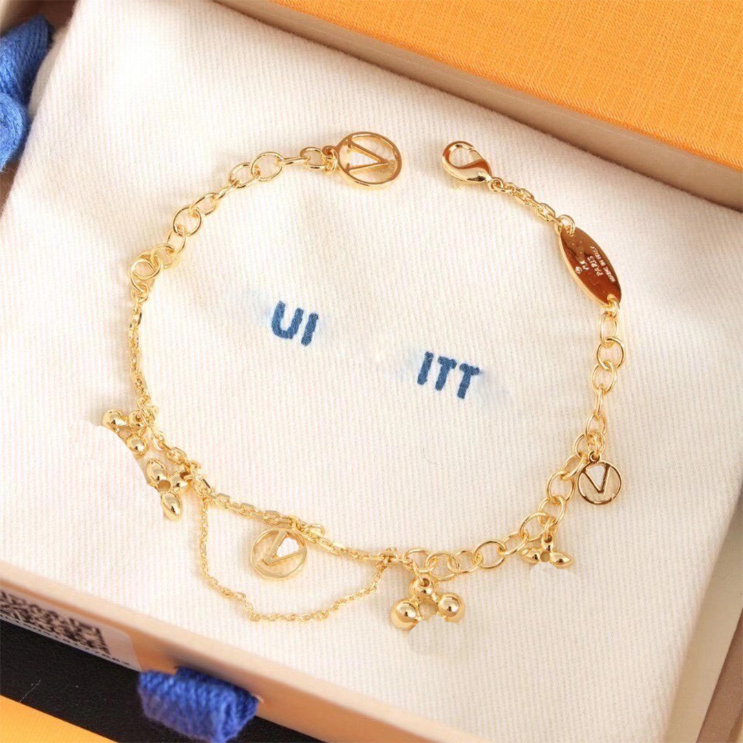 LIV bracelet designer bracelet Bracelets Designer For Women Design Higher Quality Bracelet Christmas Gift Jewelry Dinner Wear Optional WITH Box Very