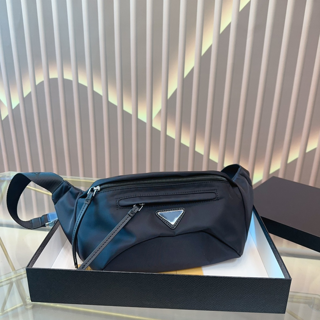 Fashion Re Nylon Saffianos Unisexe Triangle Taille Sac De Luxe Designer Sacs À Bandoulière Femmes Sac À Main Épaule Hommes Poitrine Pack Sac De C