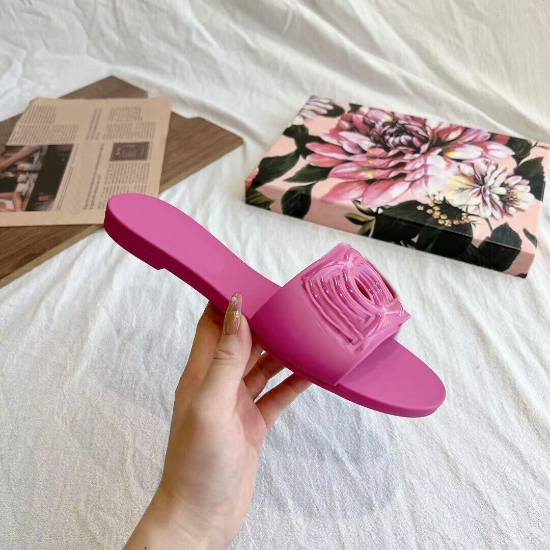Latest Flat Bottom Slippers atest Women's Anti slip Platform Sandals L-shaped Button Sliding Sandals Sunshine Beach Jelly Color Slippers 35--image-938924376