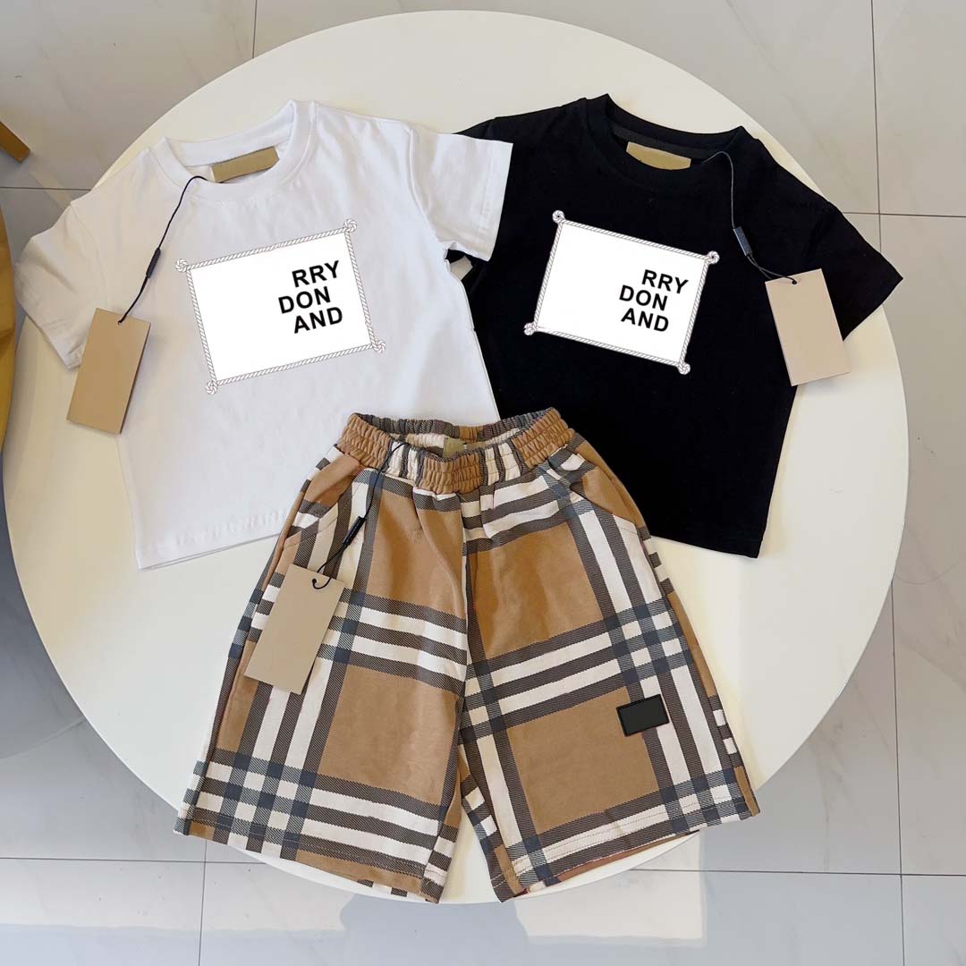 Designer baby kids Tshirts Shorts Sets toddler Boys Girls Clothing set Clothes Summer white black Luxury Tracksuit youth Sportsuit-image-938876282