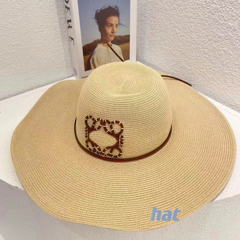 Designer Women Straw Hat Men Letter Bucket Hats Beach Cap Grass Braid Casual Fashion Casquette Summer Ladies Sunhat Fisherman Cap Vacation Sunlight