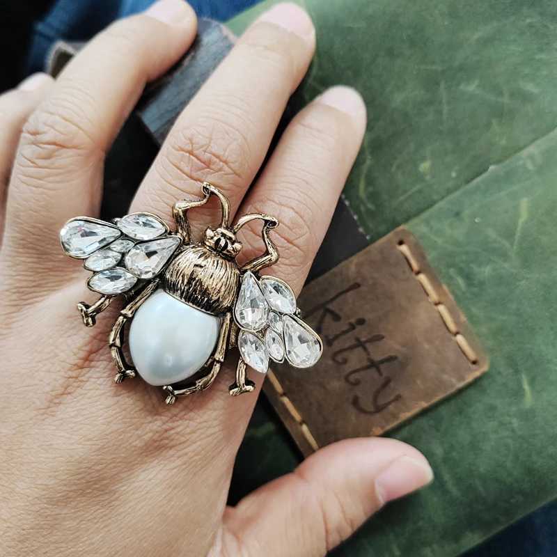 Band Rings Vintage Statement Crystal Pearl Bees Rings for Women Adjustable Finger Female Jewelry 240125-image-941336230
