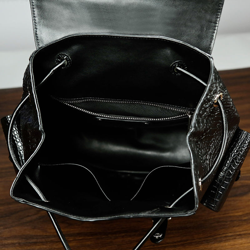 Backpack 2026 New Brand Natural Crocodile Genuine Leather Men's Fashion Large Capacity Shoolbag Boy outdoor Laptop Backpack Computer Bag Sports