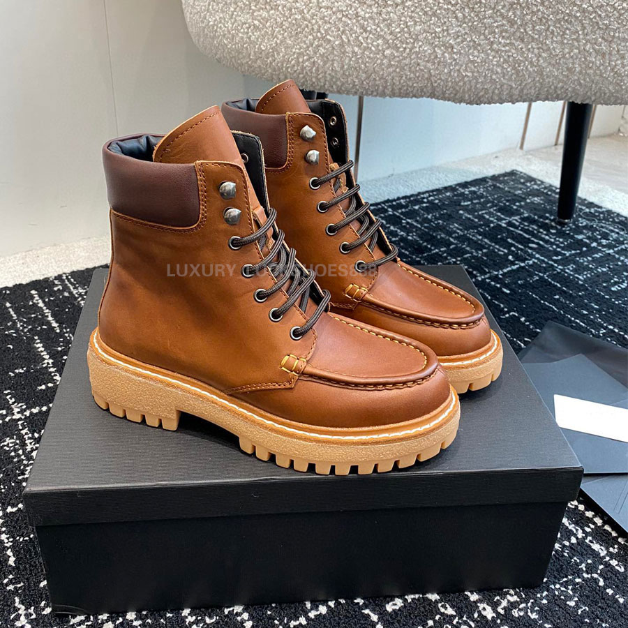 Top quality Genuine leather Vintage brown Chunky Block heel Martin ankle boots fashion platform Knight combat boots luxury Designer Boots for women