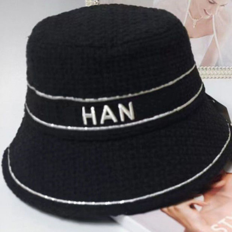Designer Wide Brim hat Bucket Hats Embroidery Womens Hats Fashion Sun Protection Simple basin Caps hat SYTS SYTS