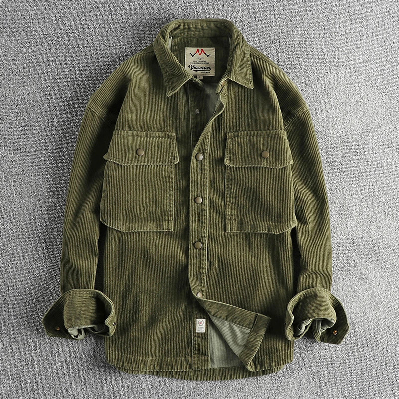 Autumn and winter thick washed Corduroy long sleeved shirt mens retro trend cargo large pocket solid color casual jacket240812