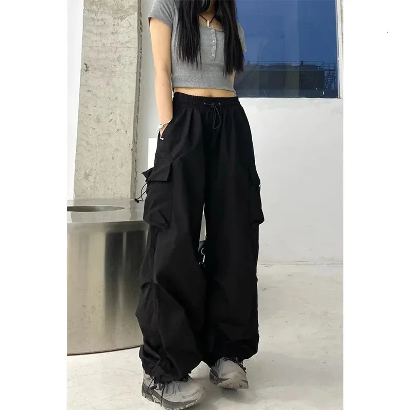 Pantalon de cargaison de mode pour femmes hautes taille big poche pantalon de jambe large femme streetwear cordon élastique pantalon lâche 240806