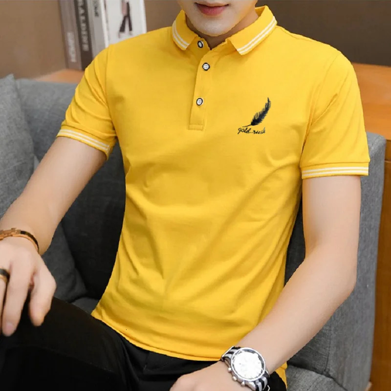 Colliers de redressement d'été Vêtements pour hommes à manches courtes Polo Business Fashion Fashion Fashion Polyester bouton rayé Tops 240806