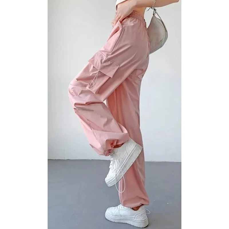 Pantalons de cargaison rose Femmes à séchage rapide à crampons à taille haute les grandes poches streetwear harajuku y2k pantalon large pantalon