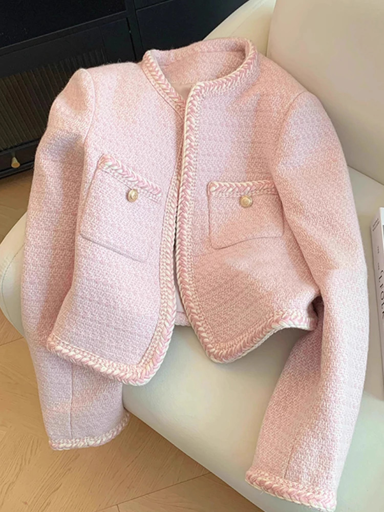 Pink Sweet Tweed Jacket Women Korean Fashion O-Neck Short Outerwear Autumn and Winter Single Breasted Elegant Cropped Coat 240807
