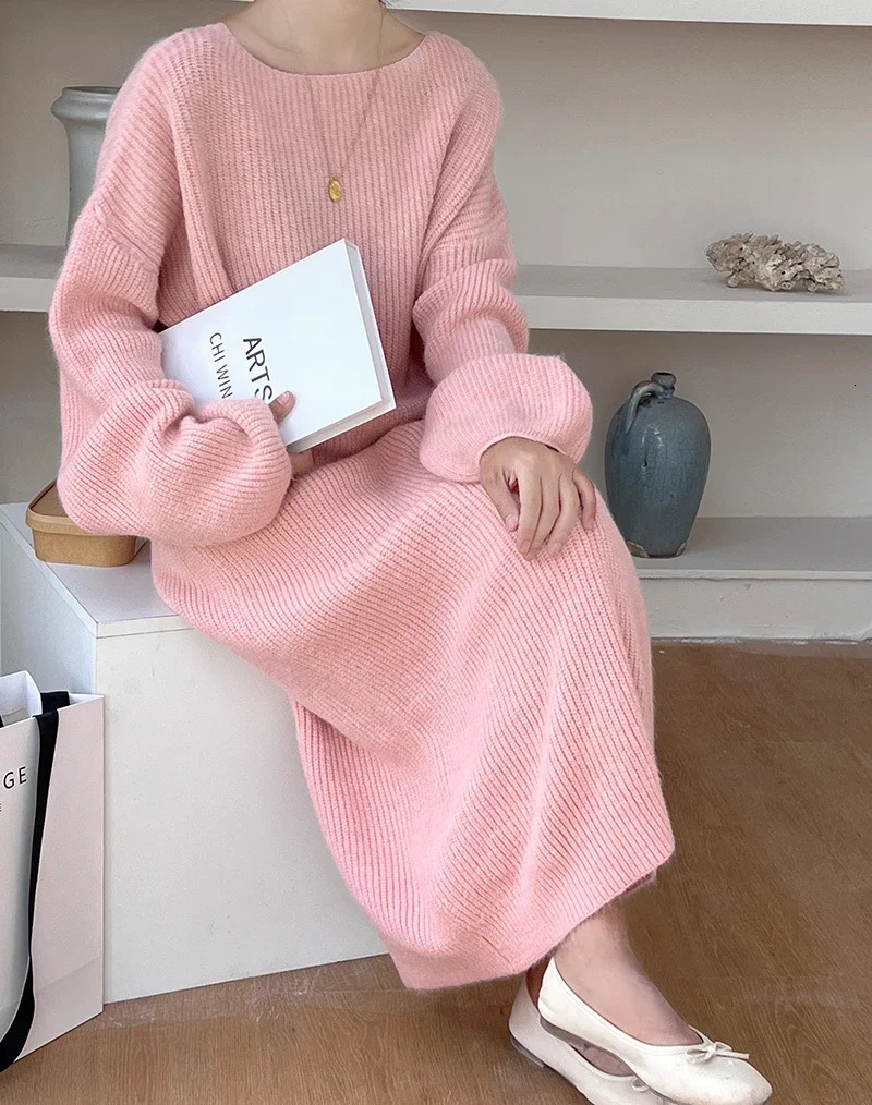 Robe de pull lâche rose Femmes épaissis automne, longue robe tricotée robe femelle manche à manches chics chic 240807