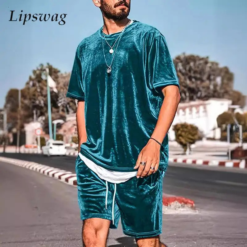 Summer fashion velvet two-piece mens casual loose O-neck short sleeved top and short sleeved mens hip-hop solid color set240806
