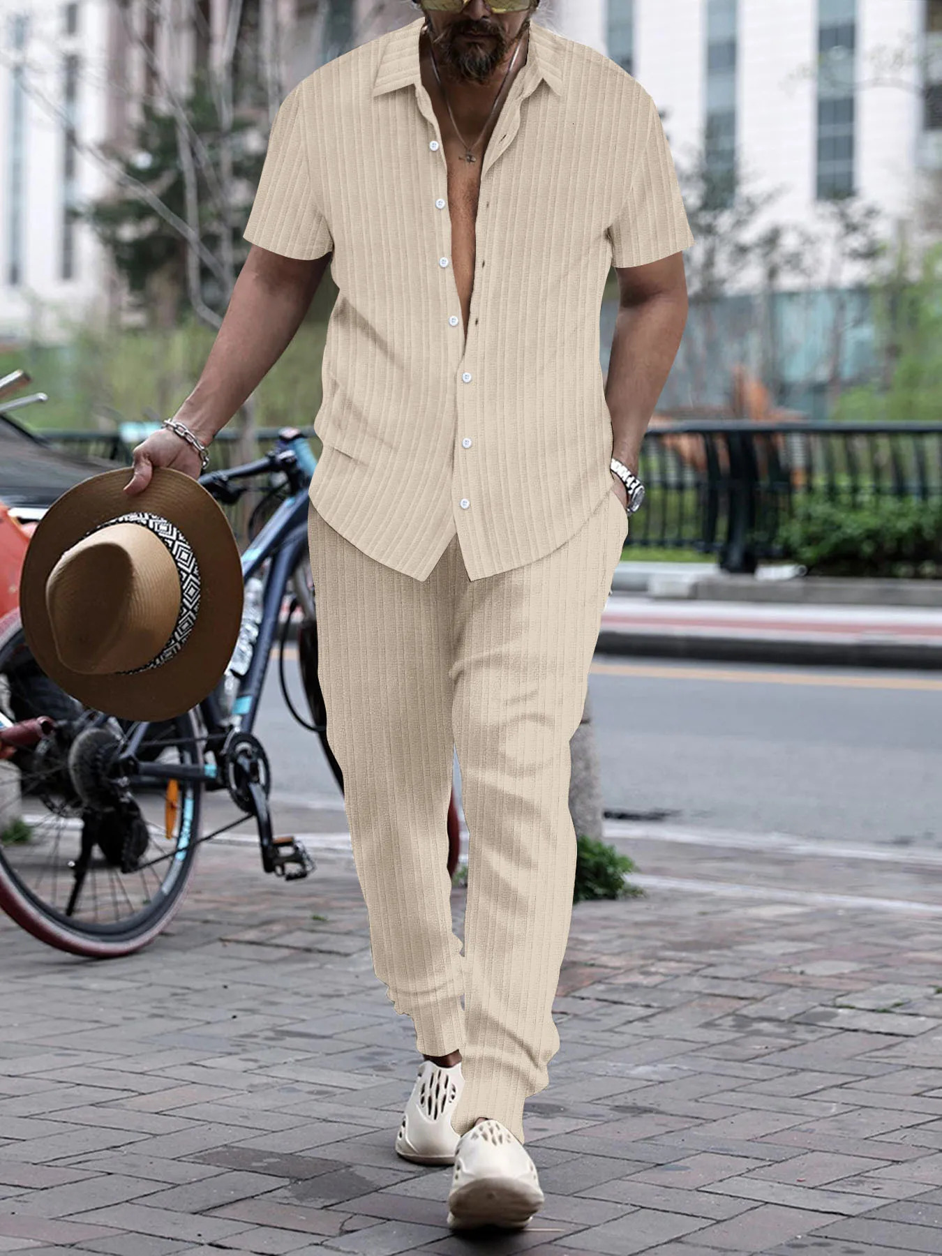 2024 summer mens solid color striped casual short sleeved shirt and mens two-piece set S-XXXL streetwear240806