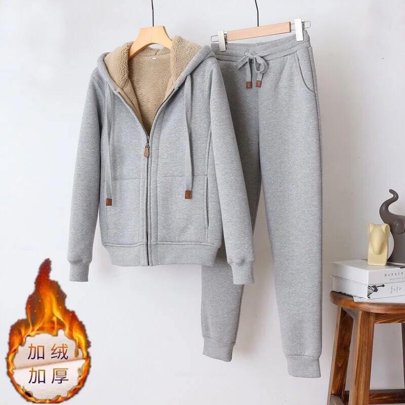 Winter thick wool sports sweater hooded sweatshirt womens two-piece casual sports set womens short jacket straight pants 2-piece set 240903