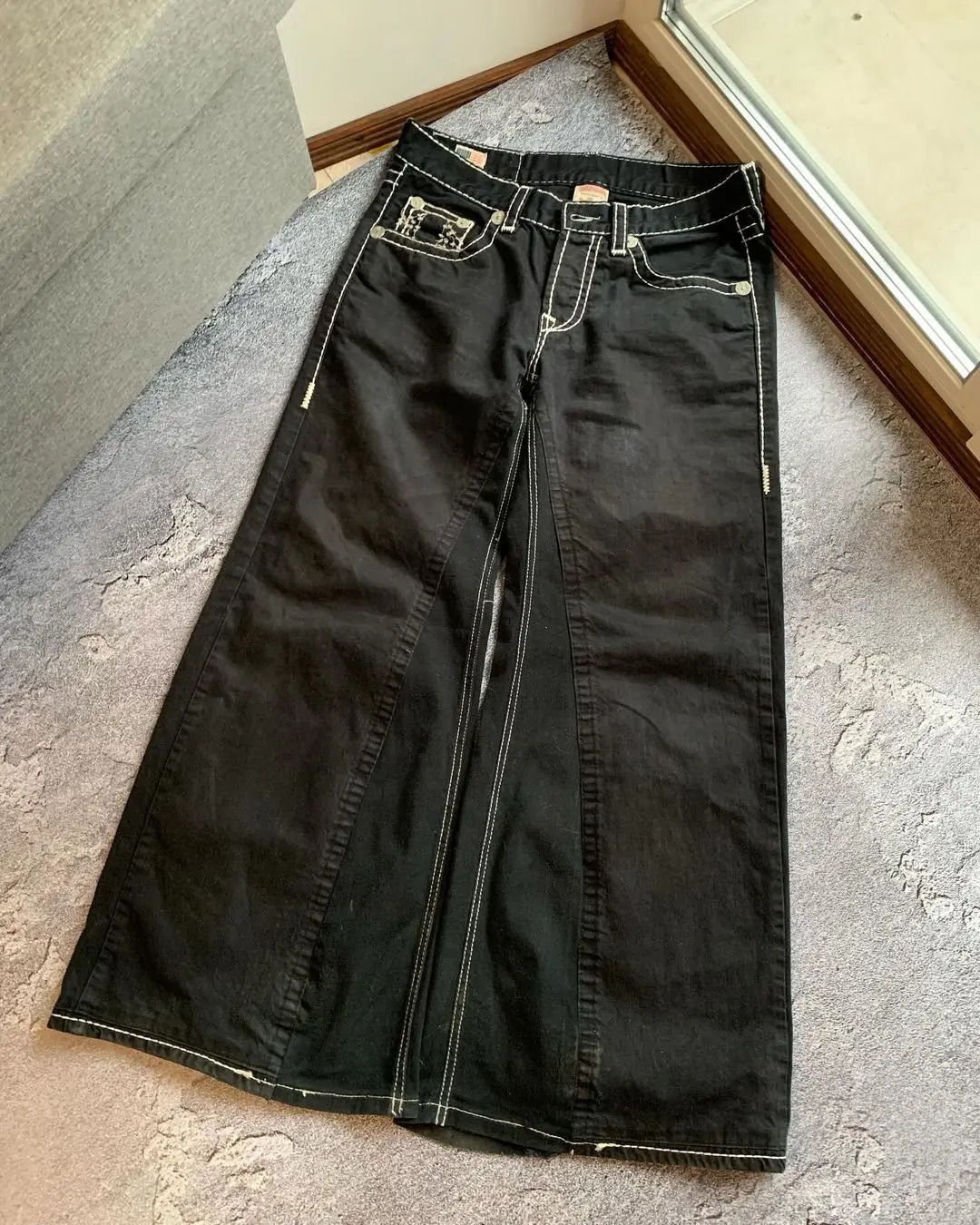 High waisted Y2k retro gothic jeans mens embroidered casual denim pants straight leg wide womens 240806