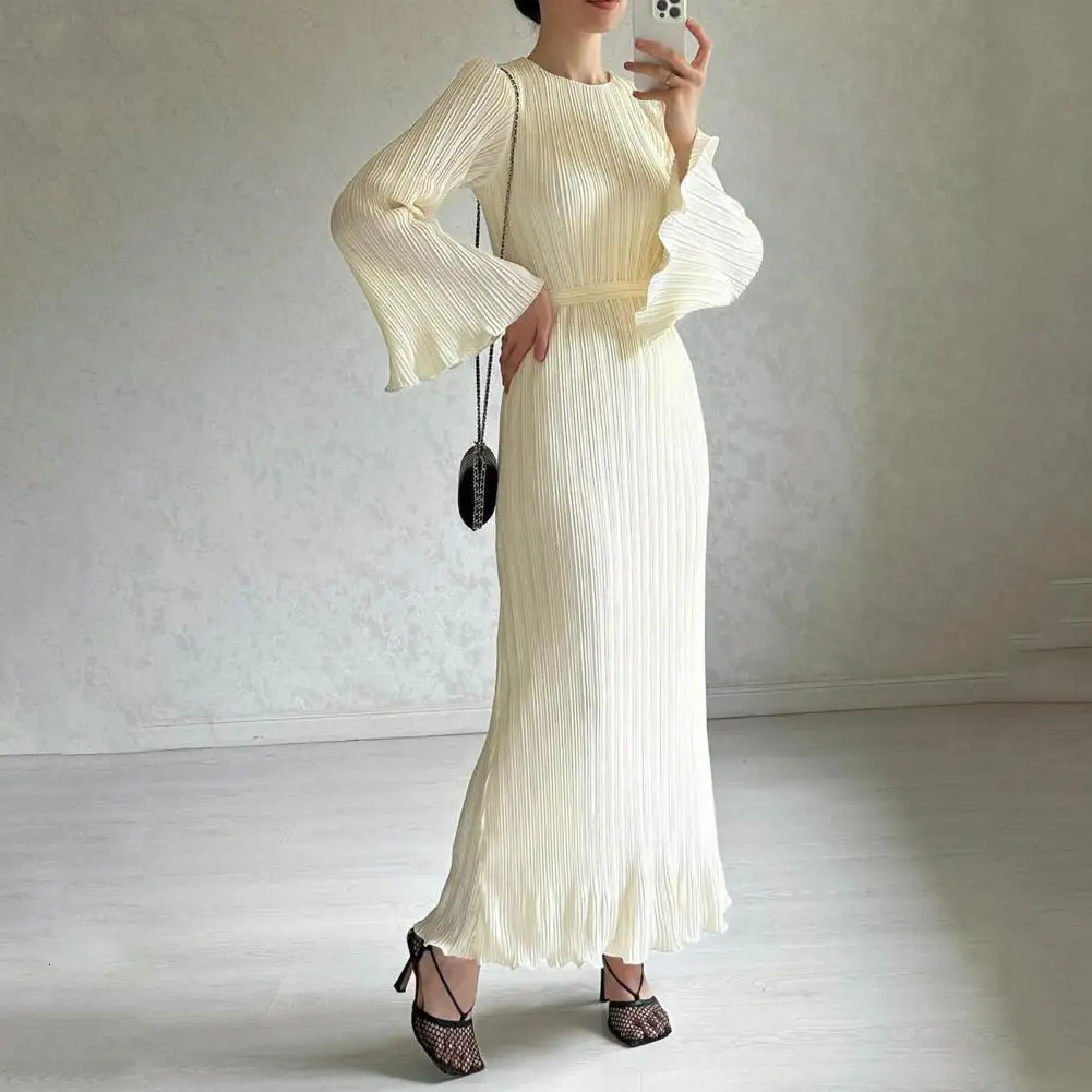Solid Color Pleated Long Dress Elegant Striped Bell Sleeves Maxi Dress with Lace-up Detail for Women Autumn Spring Prom Party 240807