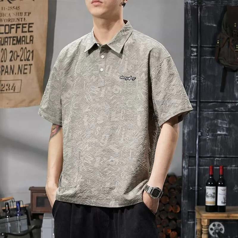 Summer Full Letter Polo Polo Polo pour hommes Bouton Button TE-shirts Oversize Short Streetwear Y2K Streetwear T-shirt 240807