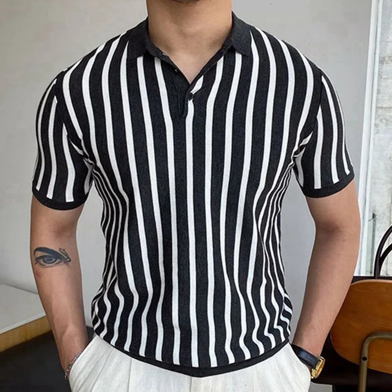 2024 Japan and South Korea mens summer highquality striped sweater short sleeved fashionable casual business polo shirt 240807