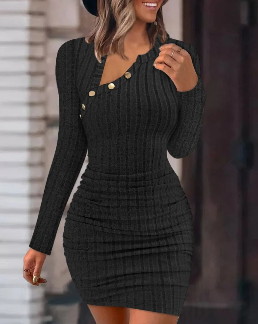 Sexy bodycon tricoted mini robe mode col diagonal collier robes à manches longues pour femmes automne bouton d'hiver skinny robe noir 240808