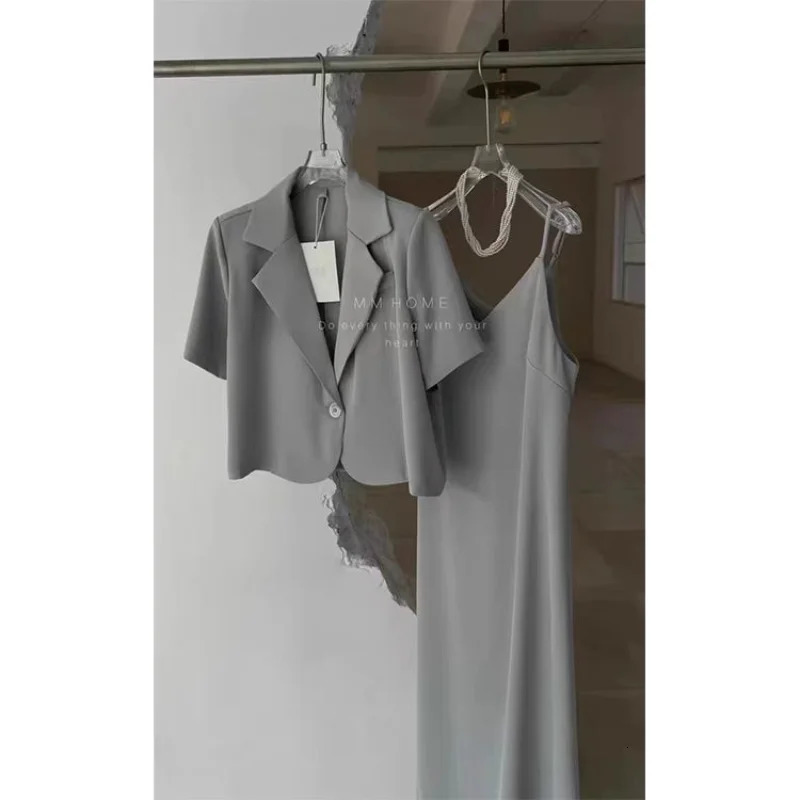 Robe pour femmes costumes de bureau gris Blazers à manteau court veste à manches courtes sexy robe camisole bodycon deux pièces sets dame itifit