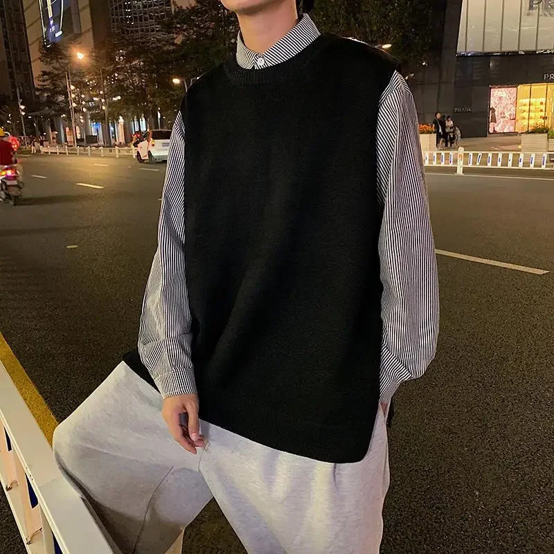 Round neck waistcoat black mens clothing sleeveless knitted sweater vest buckle top Y2k retro loose wool 240807
