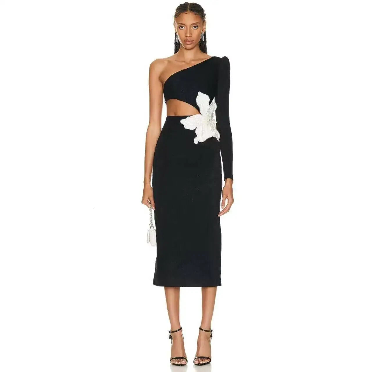 Arrvial Femmes One épaule Bandage à manches longues Robe midi Hollow Out Bodycon Celebrity Party Evening Flower Decoration Robe 240808