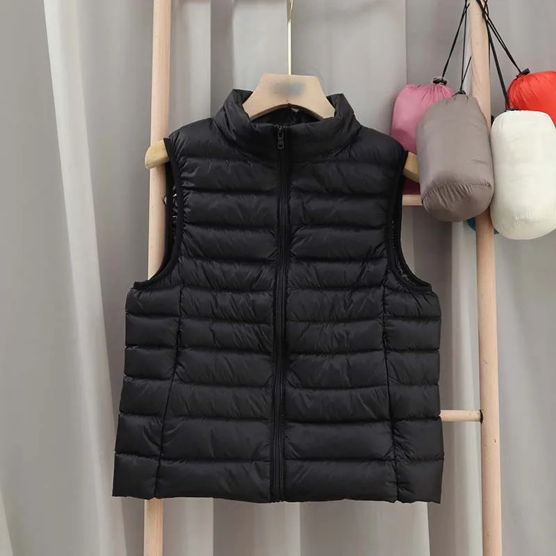 Autumn Winter Ultra-light Women Down Vest Jacket Sleeveless White Duck Down Warm Waistcoat Outerwear Coats for Woman Portable 240808